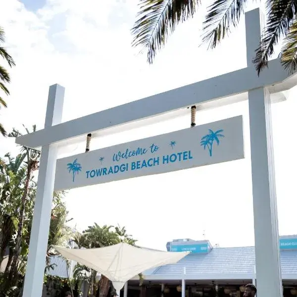 Comfort Inn Towradgi Beach to Sydney Airport (SYD) premium and luxurious chauffeur service