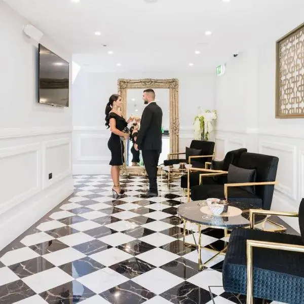 Holiday Inn & Suites - Parramatta Marsden Street by IHG to Sydney Airport (SYD) premium and luxurious chauffeur service