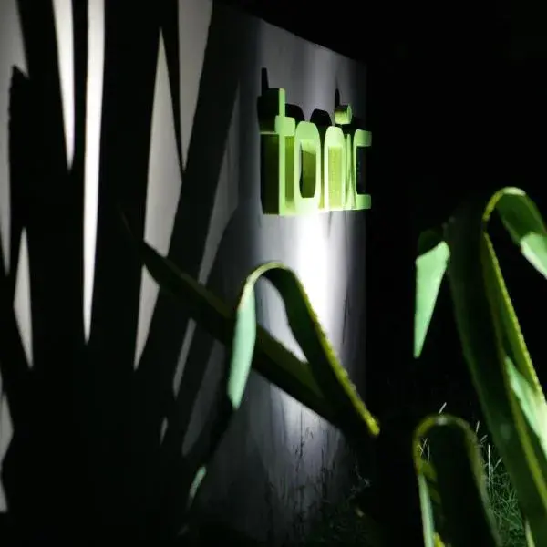 Tonic Hotel to Sydney Airport (SYD) premium and luxurious chauffeur service