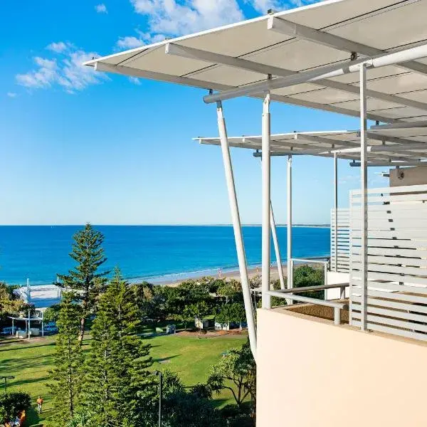 ULTIQA Shearwater Resort to Brisbane Airport (BNE) premium and luxurious chauffeur service