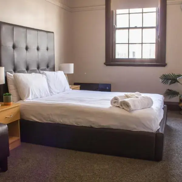 Campsie Hotel to Sydney Airport (SYD) premium and luxurious chauffeur service