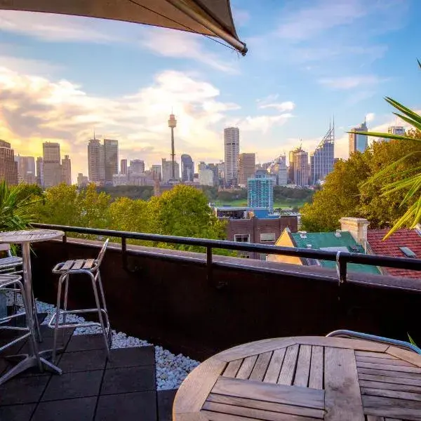 Sydney Potts Point Central Apartment Hotel Official to Sydney Airport (SYD) premium and luxurious chauffeur service