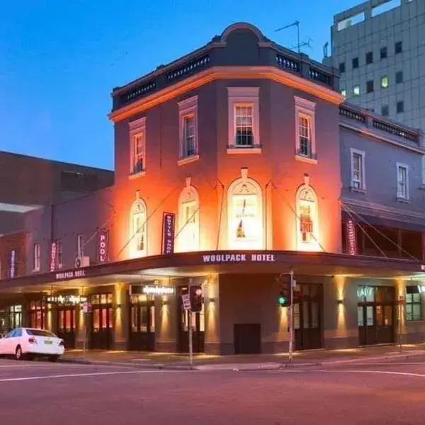 Woolpack Hotel Parramatta to Sydney Airport (SYD) premium and luxurious chauffeur service