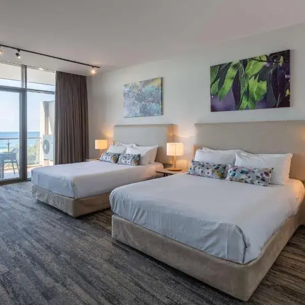 Narrabeen Sands Hotel by Nightcap Plus to Sydney Airport (SYD) premium and luxurious chauffeur service