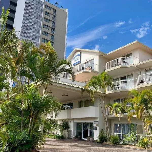 Outrigger Burleigh to Brisbane Airport (BNE) premium and luxurious chauffeur service
