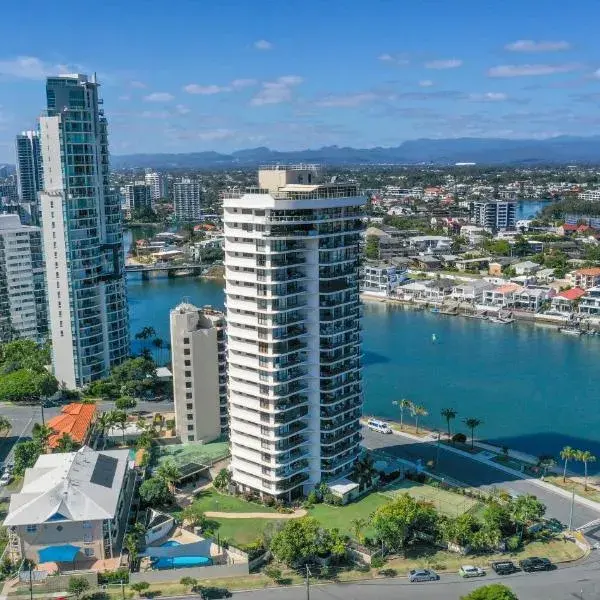 Spectrum Holiday Apartments to Brisbane Airport (BNE) premium and luxurious chauffeur service