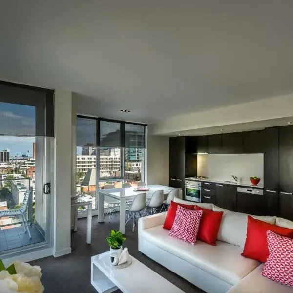 Adele Apartment Hotel East Melbourne to Melbourne Airport premium and luxurious chauffeur service