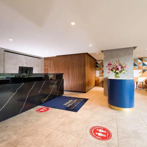 The Sebel Melbourne Moonee Ponds to Melbourne Airport premium and luxurious chauffeur service