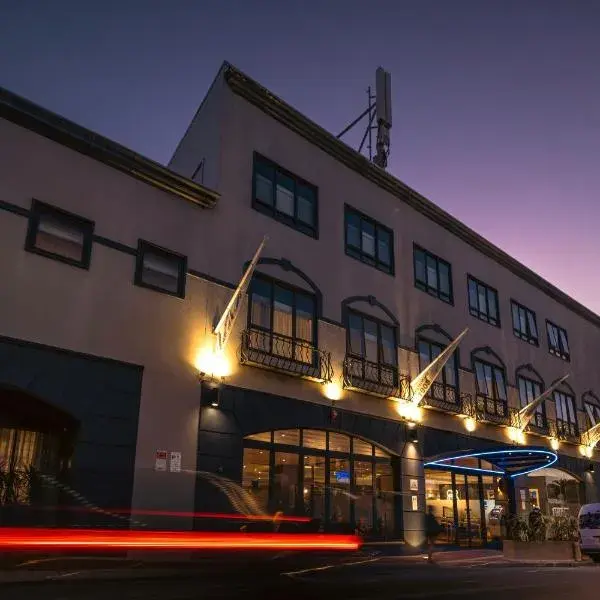 Great Southern Hotel Perth to Perth Airport (PER) premium and luxurious chauffeur service