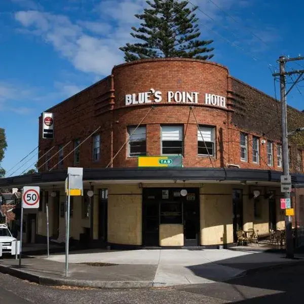 Blues Point Hotel to Sydney Airport (SYD) premium and luxurious chauffeur service