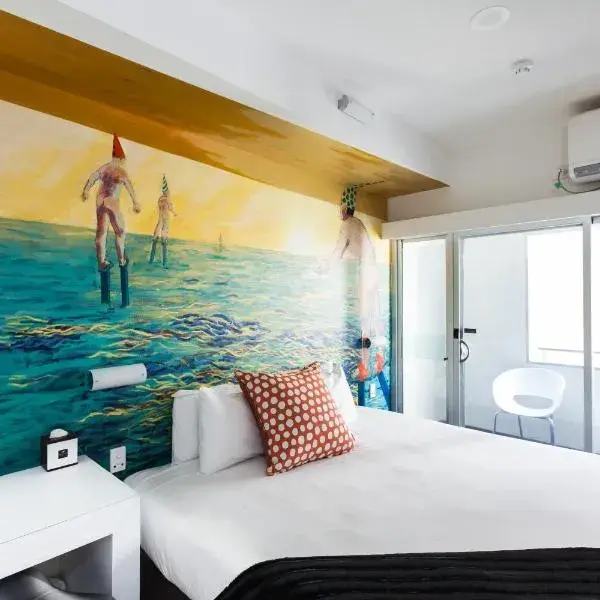 Majestic Minima Hotel to Adelaide Airport (ADL) premium and luxurious chauffeur service