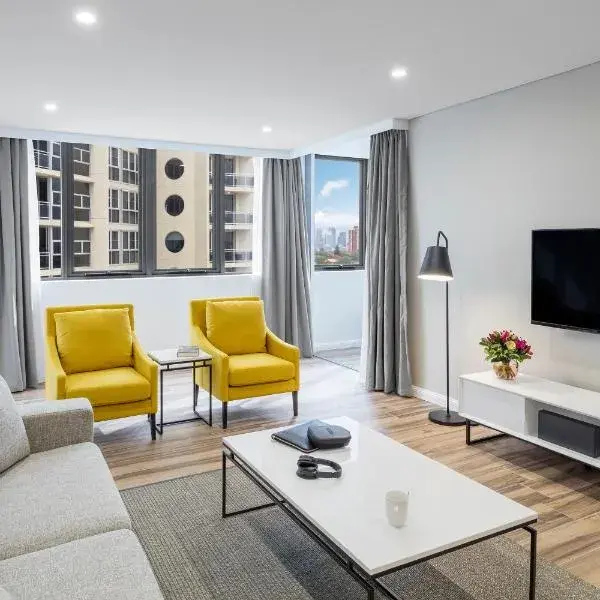 Meriton Suites Bondi Junction to Sydney Airport (SYD) premium and luxurious chauffeur service