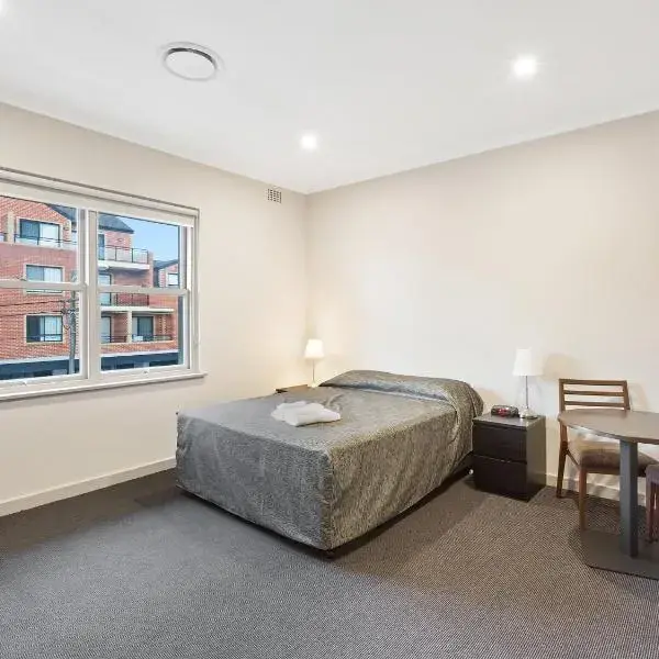 Padstow Park Hotel to Sydney Airport (SYD) premium and luxurious chauffeur service