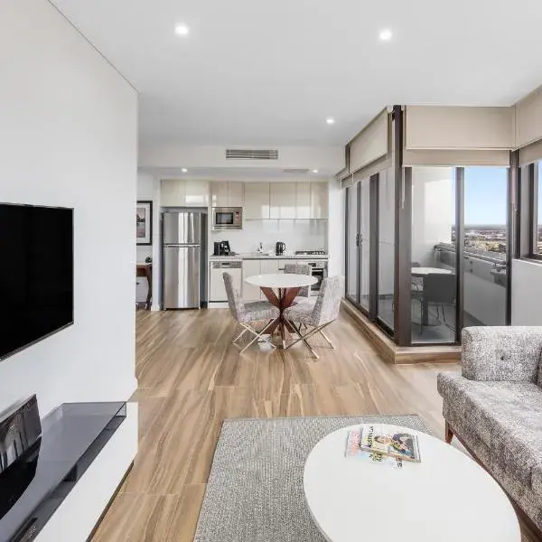 Meriton Suites Church Street, Parramatta to Sydney Airport (SYD) premium and luxurious chauffeur service