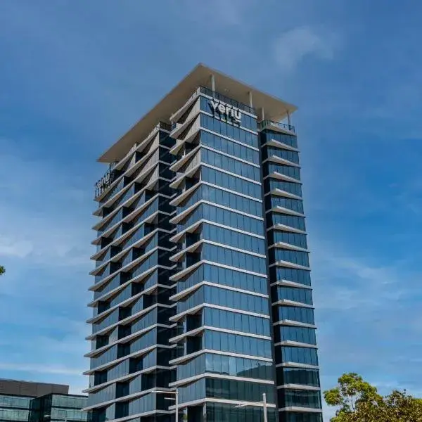 Veriu Macquarie Park to Sydney Airport (SYD) premium and luxurious chauffeur service