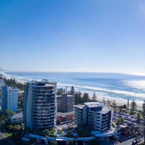 Ambience on Burleigh Beach to Brisbane Airport (BNE) premium and luxurious chauffeur service